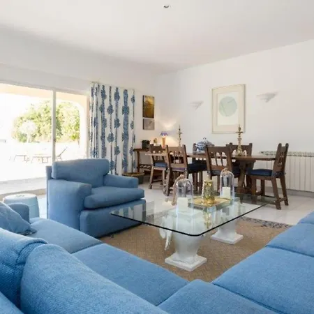 Spacious Holiday In Algarve فيلة *