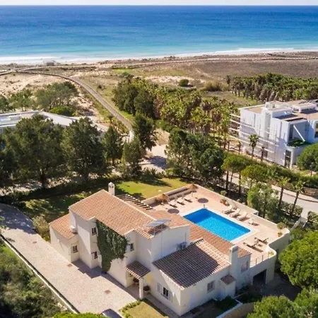Spacious Holiday In Algarve فيلة *
